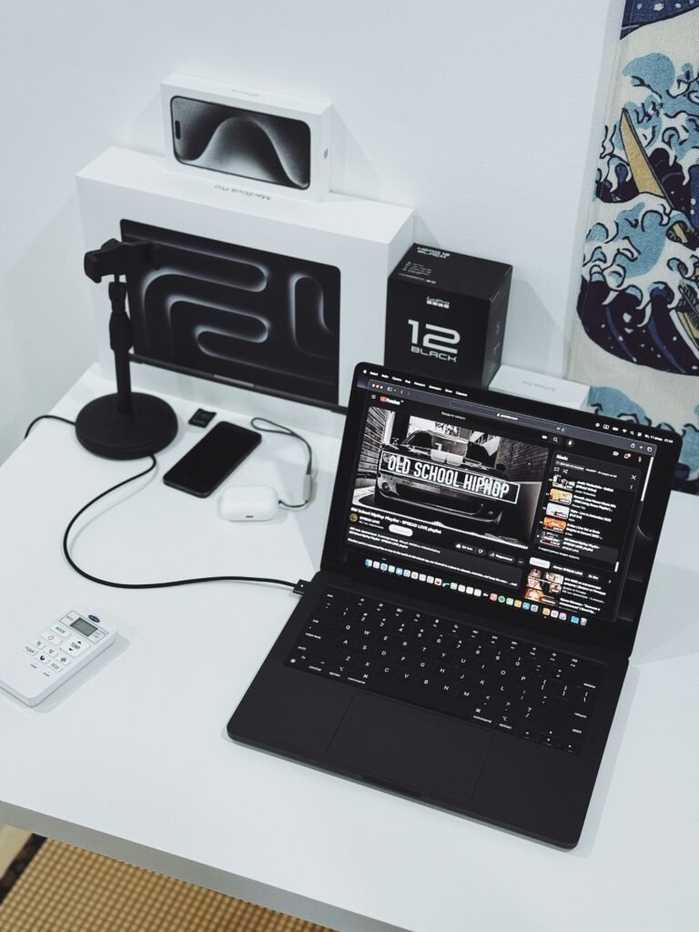 How Do I Maintain Work-life Balance When Working From Home? How Do I Maintain Work-life Balance When Working From Home?